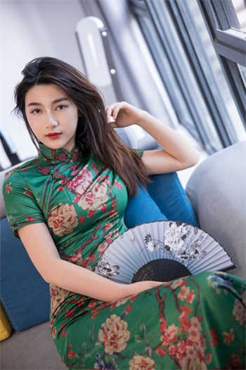 堕落警花之夜莺俱乐部