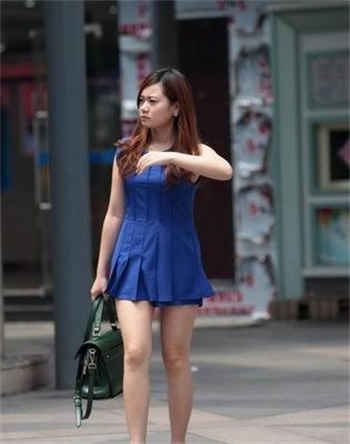 征服年轻漂亮的师母
