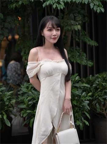 附近约会服务女