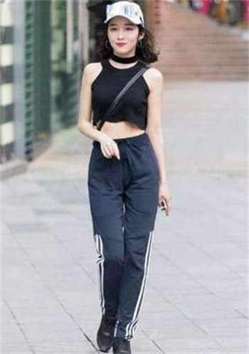 小千和尤莉年龄