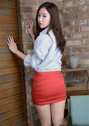 妻子瞒着丈夫在按摩店工作