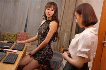 替身婚姻姚依依