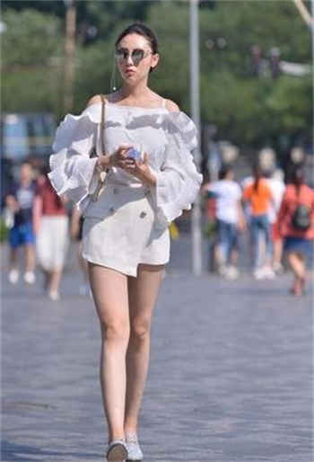 爱情公寓之完美天王