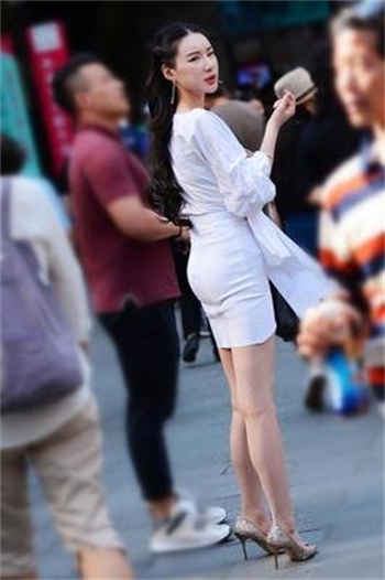 北都盛家四少和女外交官