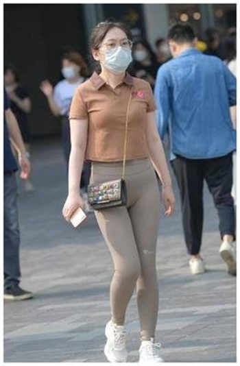 寂寞少女白慰视频
