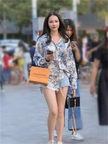 蛇女转世免费观看