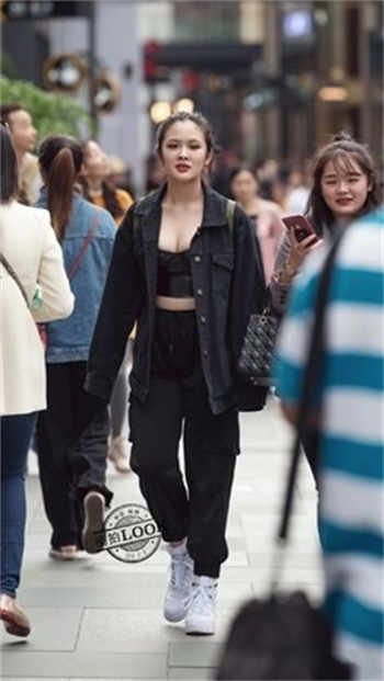 潘甜甜少女的悔晤