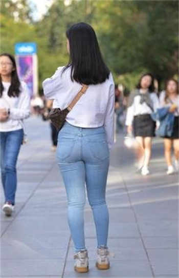 触手产卵魔法少女