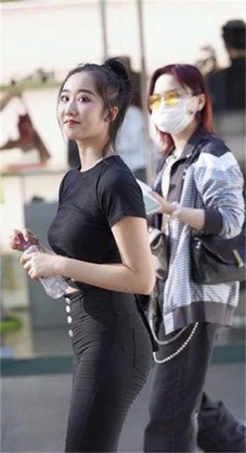 名侦探柯南小兰黄漫